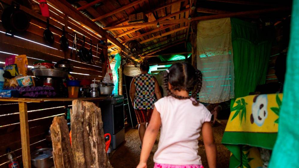 En los lotes están viviendo más de 1.000 personas en ranchos de madera y plástico. Foto: Camilo Suárez Echeverry