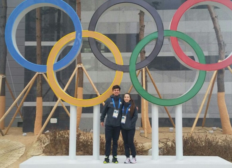 Pedro Causil y Laura Gómez los patinadores colombianos ya entrenan en pista olímpica en Corea. FOTO cortesía-laura gómez