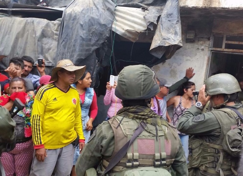 La presencia de fuerza pública ha generado tensión en el corregimiento El Mango, Cauca. FOTO COLPRENSA