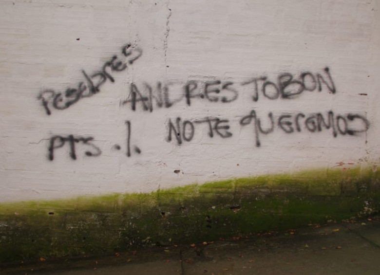 Este es el mensaje que fue pintado en el barrio Danubio, comuna 12. FOTO CORTESÍA SECRETARIA DE SEGURIDAD DE MEDELLÍN