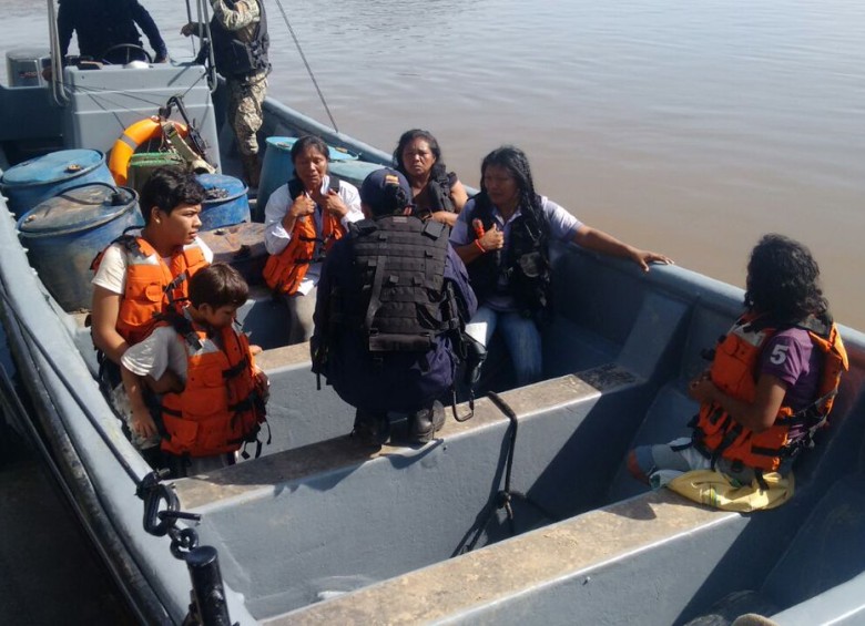 Continúa búsqueda de 10 personas desaparecidas en naufragio en el río Orinoco