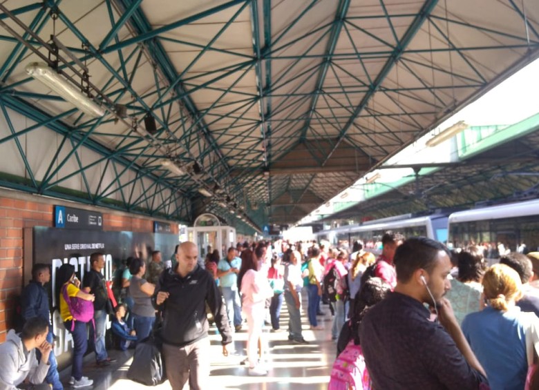 Aspecto de la estación Caribe durante la interrupción del sistema. FOTO VALENTINA HERRERA