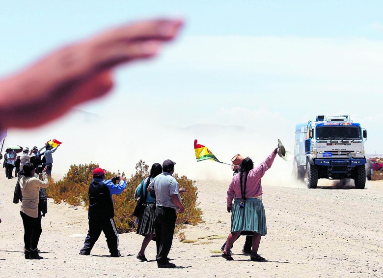 El Dakar salió ayer de territorio boliviano para adentrarse de nuevo en Argentina. El lunes se reactiva la carrera en Salta. FOTO AP