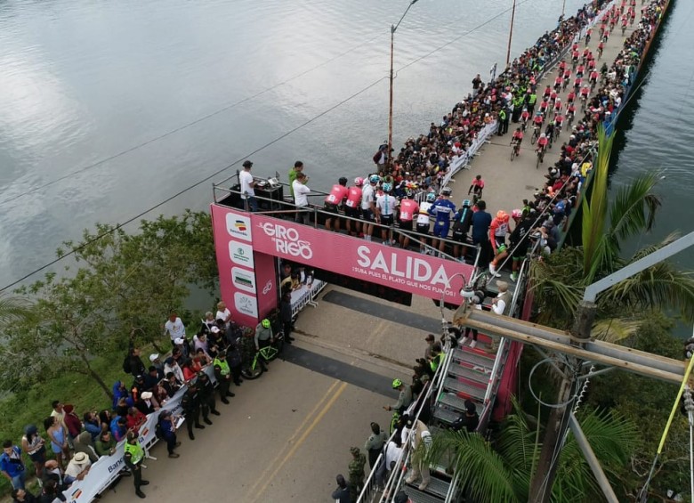 A esta hora se corre el Giro de Rigo en Antioquia. Foto: Cortesía Policía de Antioquia