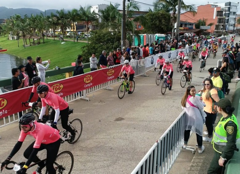 La carrera entregará 80 millones de pesos en premios para los tres primeros en cada categoría y para los equipos ganadores. Foto: Policía de Antioquia