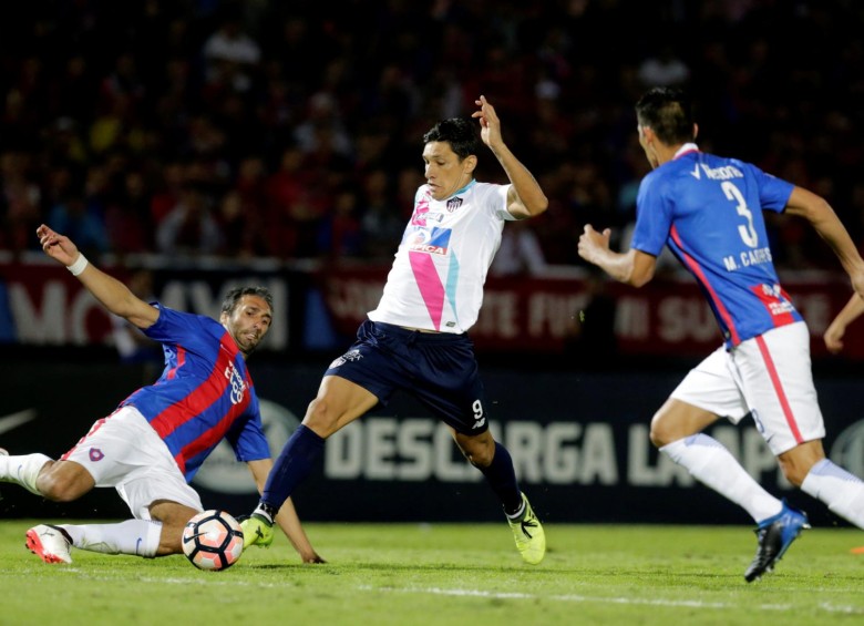 Junior consiguió valioso punto ante Cerro en Paraguay