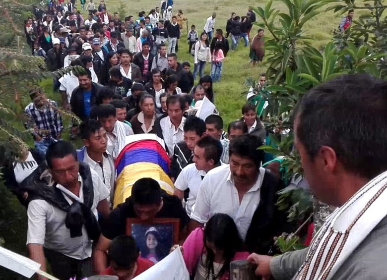 En la vereda El Tambo, del municipio de Bolívar, Cauca, se cumplieron las exequias de la niña Yuliana. FOTO Colprensa
