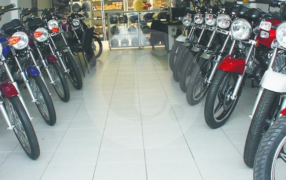 Según la Andi y Fenalco en agosto de 2019 las matrículas de motocicletas crecieron 3,4%. Foto: Archivo