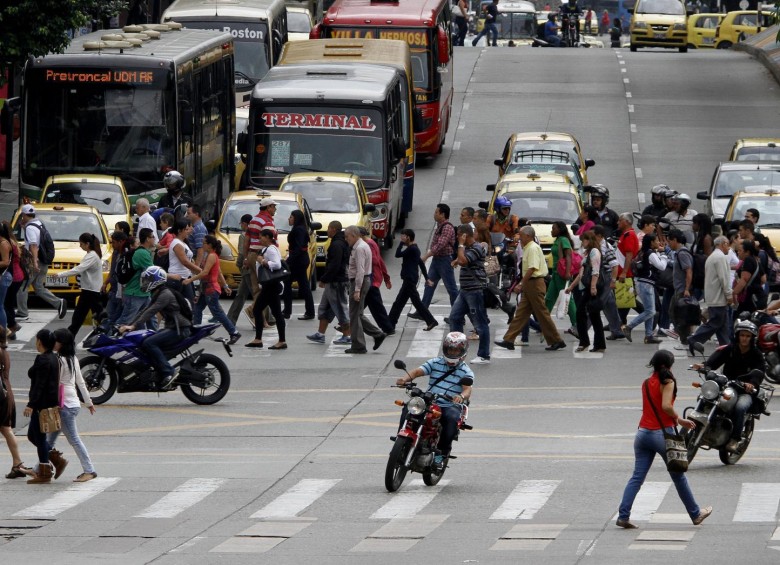 Las motos podrán circular con normalidad durante el Día sin Carro en Medellín. FOTO ARCHIVO
