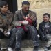 Reuters - Dram&#225;ticas imagenes de un hombre que carga a su beb&#233; quien fuera sacado vivo de los escombros luego de un ataque a&#233;reo de las fuerzas leales al presidente de Siria Bashar al- Assad en la localidad de Aleppo.
