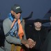 AP - La estrella del basquetbol de la NBA, Dennis Rodman, lleg&#243; a Corea del Norte este jueves 19 de diciembre, al aeropuerto en Pyongyang.