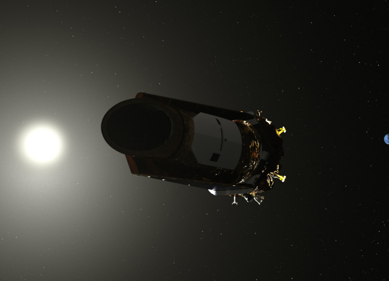 Ilustraciones que muestran al Kepler en su sitio en el espacio (ARRINA) y uno de los planetas descubiertos. FOTO Nasa