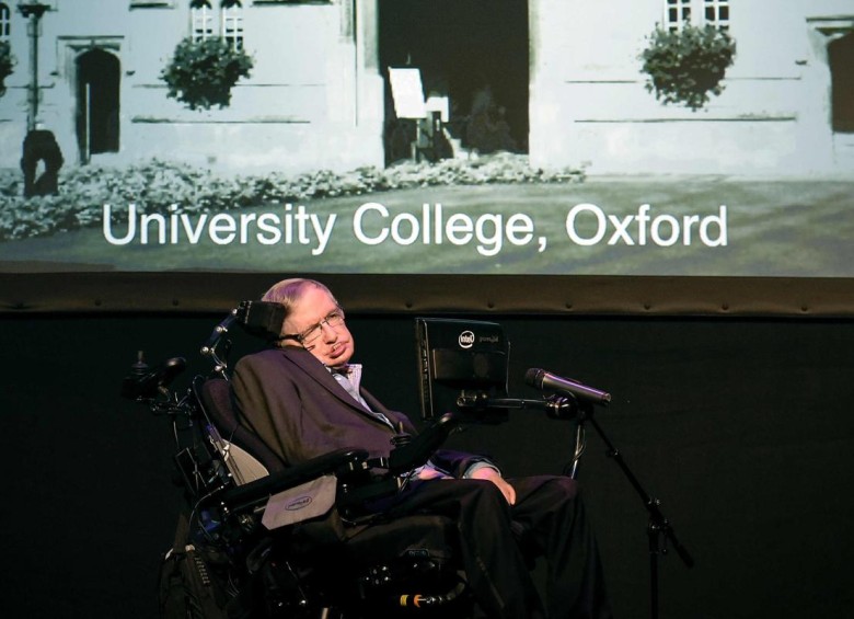 Hawking también hizo un emotivo balance de su vida en una charla titulada “Mi breve historia”. FOTO AFP