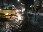 Hubo interrupciones en el servicio eléctrico durante la lluvia. FOTO COLPRENSA