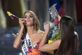 Paulina Vega se prepara para coronar a Miss Colombia. FOTO AP