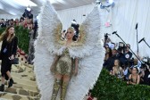 No es un ángel, es Katy Perry. FOTO AFP