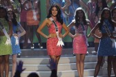Miss Indonesia pasó a las 15 finalistas. FOTO AFP