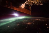 Así vio la tierra el astronauta de la NASA de Scott Kelly el pasado jueves desde la Estación Espacial Internacional. FOTO AFP