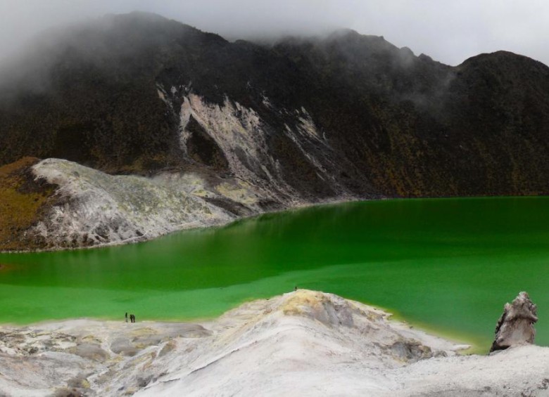 La Laguna Verde del Volcán Azufral queda a 16 km de de Túquerres, en el suroccidente de Nariño. FOTO dirección de turismo 