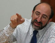 Colprensa | La designación del ex candidato a la Alcaldía de Bogotá, Juan Lozano Ramírez, como nuevo Alto Consejero Presidencial, fue considerado como una designación de un representante puro del uribismo del ala neoliberal.
