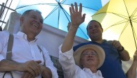 El expresidente y senador Álvaro Uribe Vélez arribó a Cartagena a acompañar una manifestación por el No a los acuerdos de paz. FOTO AP