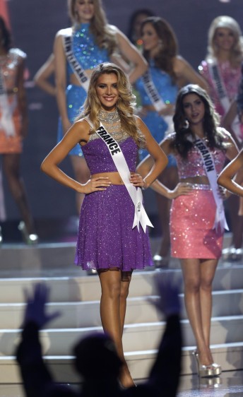 Miss Francia siguió en la lista de 15 finalistas. FOTO AP