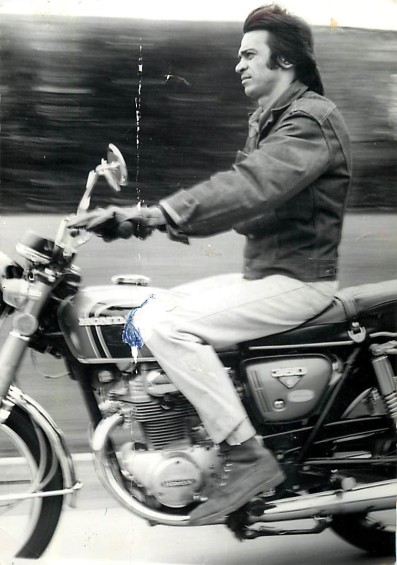 Mientras viajaba en esta moto Gildardo Montoya perdió la vida en un accidente en el occidente de Medellín. FOTO ARCHIVO