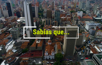 El primer reloj público de Medellín