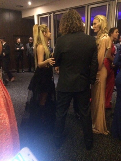 Shakira y Puyol. Foto tomada de Twitter