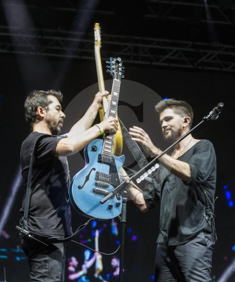 Juanes presentó sus nuevas canciones en vivo, por primera vez, en Medellín. FOTO Julio César Herrera