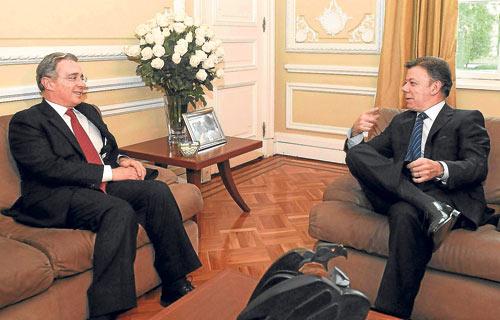 El presidente Juan Manuel Santos indicó que las observaciones eran sobre unos proyectos en el Meta, durante el primer gobierno del ahora senador Álvaro Uribe Vélez. FOTO COLPRENSA