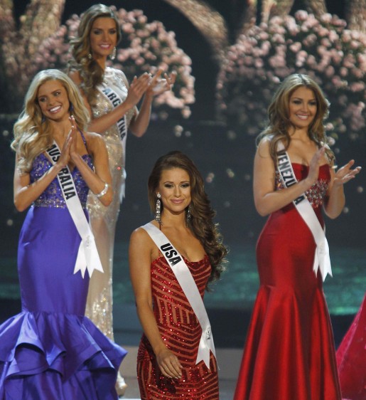 Para el grupo de 5 finalistas, Miss Estados Unidos fue la primera en ser llamada. FOTO Reuters