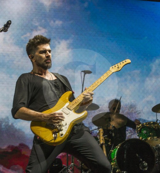 El artista demostró porqué es considerado uno de los mejores guitarristas en la escena de la música latina. FOTO Julio César Herrera