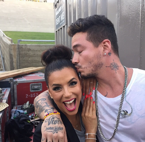 El músico también se tomo fotos con la actriz Eva Longoria. FOTO @jbalvin