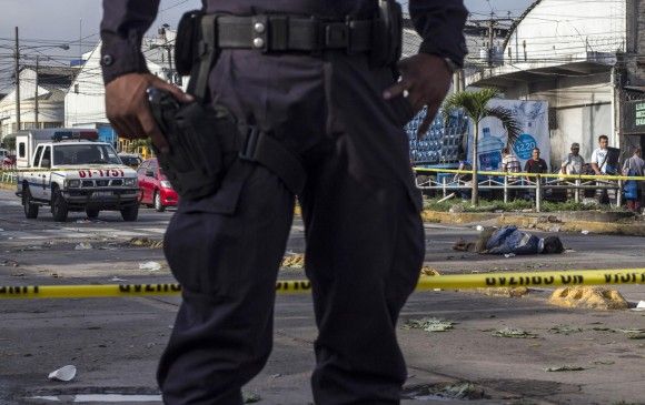 El Salvador anunció la reducción de más de 1.300 homicidios con respecto al mismo periodo del año pasado. FOTO:AP