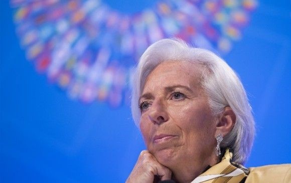 Christine Lagarde, directora y gerente del FMI. El organismo fijó el crecimiento mundial en 3,9 % a cierre de año. FOTO afp