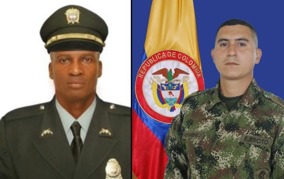 Intendente Wilber Rentería y soldado Jesús Alberto Ramírez Silva. FOTOS: Cortesía