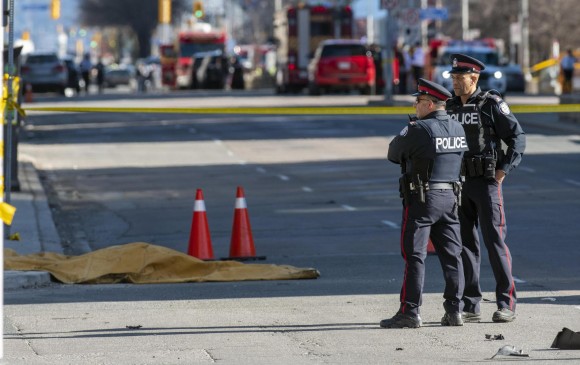 La policía de Torono se negó el lunes a señalar al yihadismo como la posible causa del hecho, pero todos los indicios apuntaban en esa vía. FOTO EFE