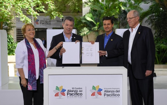 Presidentes de Chile, Colombia, México y Perú con la declaración final de la XII Cumbre de Alianza del Pacífico. FOTO Cortesía SIG