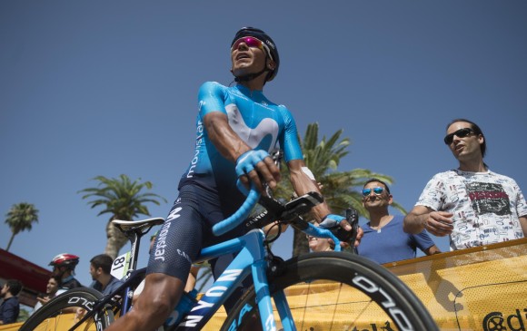 Nairo Quintana mira de frente la montaña, el terreno que espera aprovechar para buscar su segundo título en la Vuelta a España. FOTO AFP 