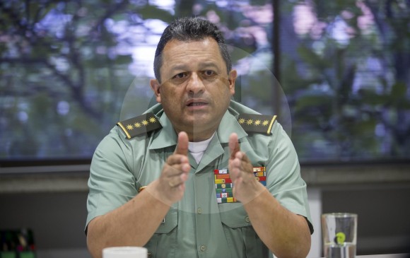 Descripción: Director de la Policía Nacional, general Jorge Hernando Nieto en visita a El Colombiano. Foto: Esteban Vanegas