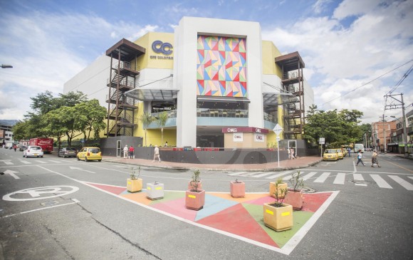 Ciudadela Comercial Unicentro, ubicada sobre la avenida Bolivariana, en el occidente de Medellín. FOTO Mario Valencia