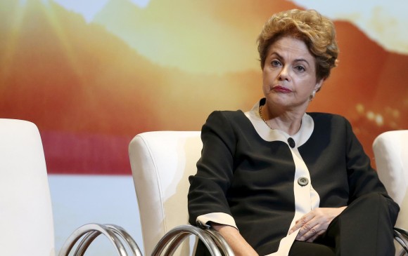 Escándalos de corrupción y creciente descontento ciudadano han puesto en entredicho al gobierno de Rousseff. FOTO reuters