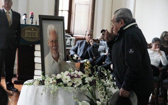 El Senado de la República rindió un homenaje póstumo al exmagistrado Carlos Gaviria. FOTO COLPRENSA