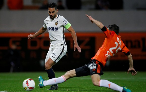 El ariete colombiano Radamel Falcao García suma siete goles en la temporada. FOTO REUTERS