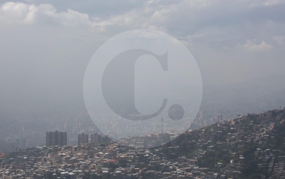 Estas medidas mitigarían el impacto de la contaminación atmosférica que afecta desde hace unas semanas el área metropolitana. FOTO ARCHIVO 