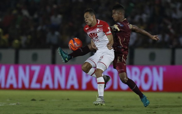 Independiente Santa Fe y Deportes Tolima se disputan la estrella de Navidad del fútbol colombiano. FOTO COLPRENSA