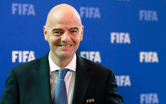 Gianni Infantino, presidente de la Fifa, aprobó la decisión de traer a Colombia el Consejo de la entidad. FOTO AFP