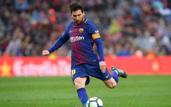 Messi es el primer jugador que marca de falta directa en tres partidos consecutivos de La Liga en los últimos 30 años. FOTO AFP