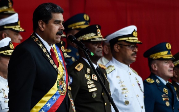 El chavismo se ha sostenido en buena medida por el respaldo de las Fuerzas Militares y de Policía, pero la confianza se ha minando desde que asumió Nicolás Maduro como presidente. FOTO AFP